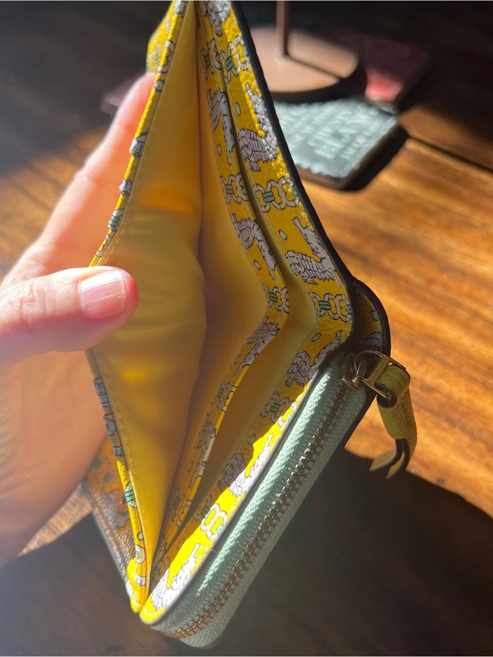 Tory Burch Mint Green Seahorse Print Wallet with Yellow Strap - Picture 4 of 5